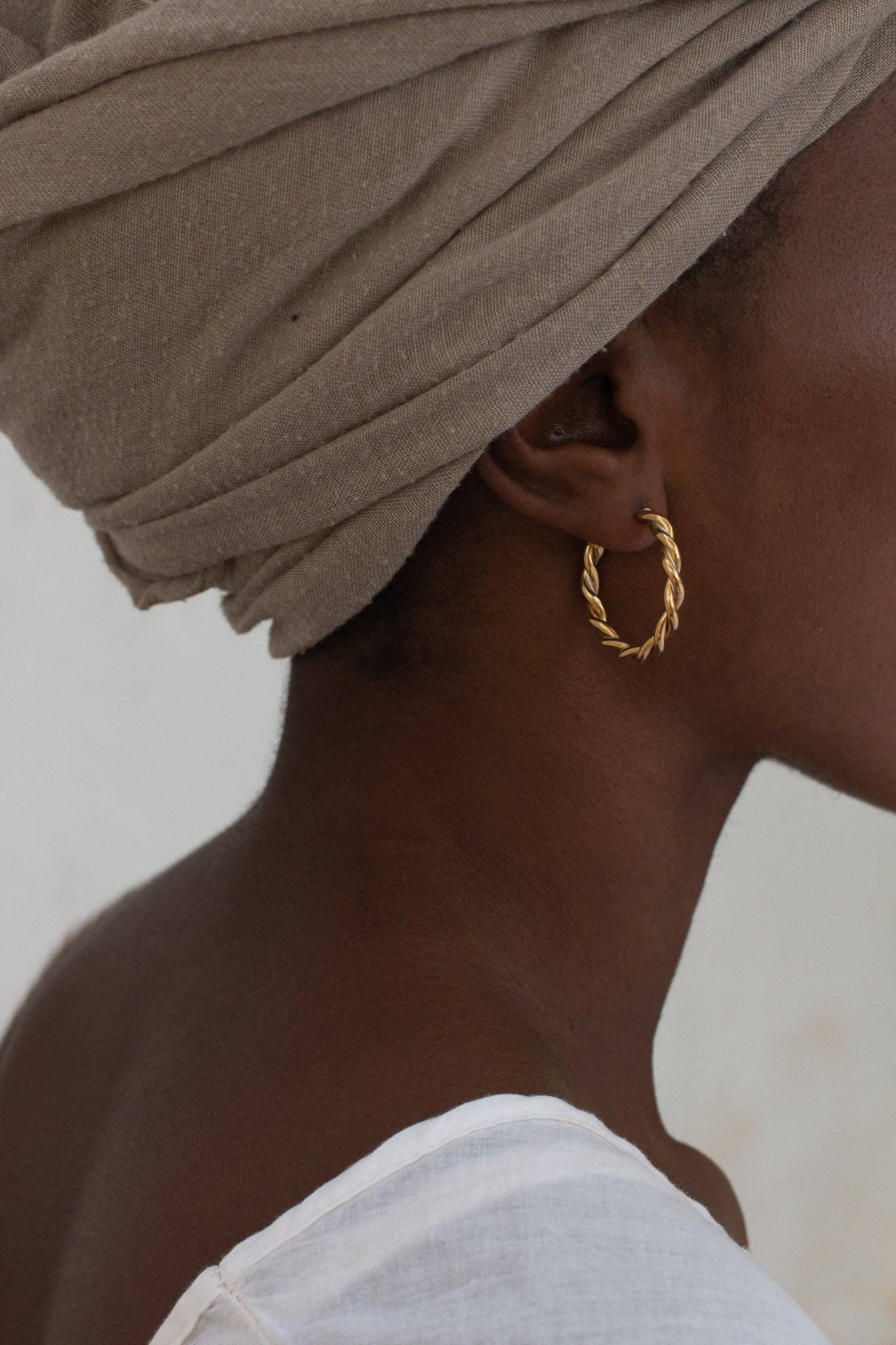 YEWŌ Collective - Vendita all'ingrosso Orecchini a cerchio - Cerchi Zinga (Sm/Lg)9