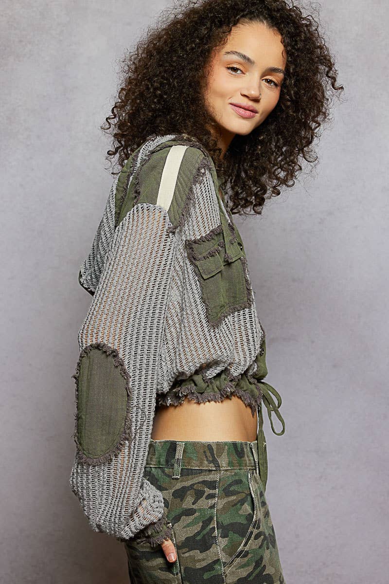 Pol Clothing - Vente Chemise à col boutonné – femme - Vente de chemise à capuche ouverte avec boutons et poches avant.56