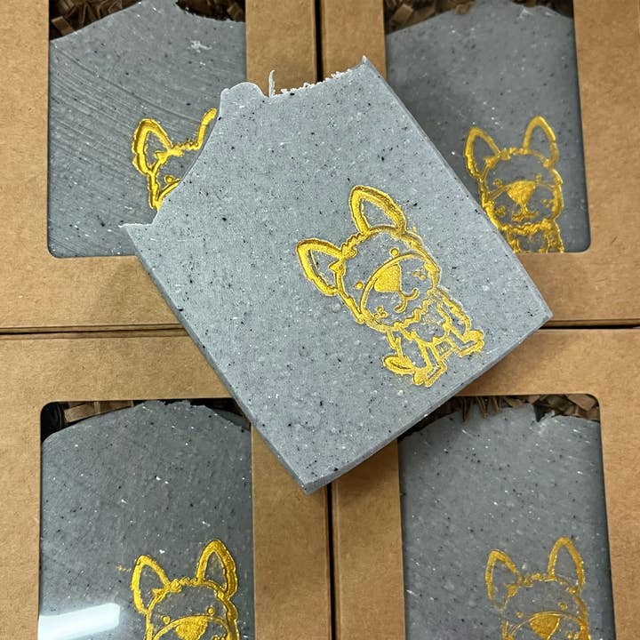 Trail Tails - Shampoo da barretta alla camomilla per cani per la vendita all'ingrosso da parte di Wildfire Beauty