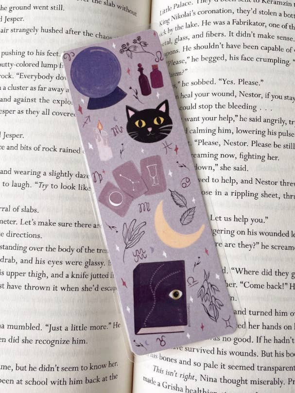 Marcador Laminado Witchy Fall por atacado de Steeped in Words