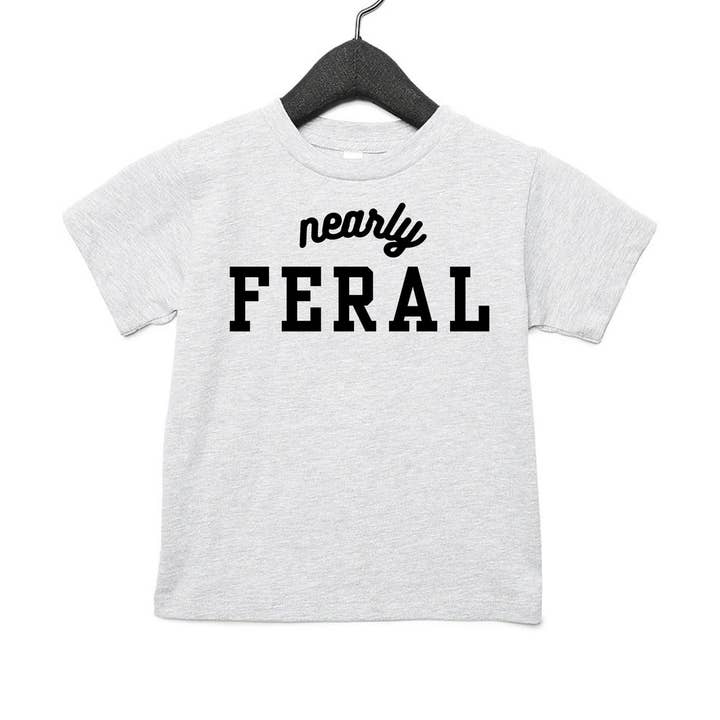 Nearly Feral Baby och Toddler Grafisk T-shirt för wholesale av SBG Co.