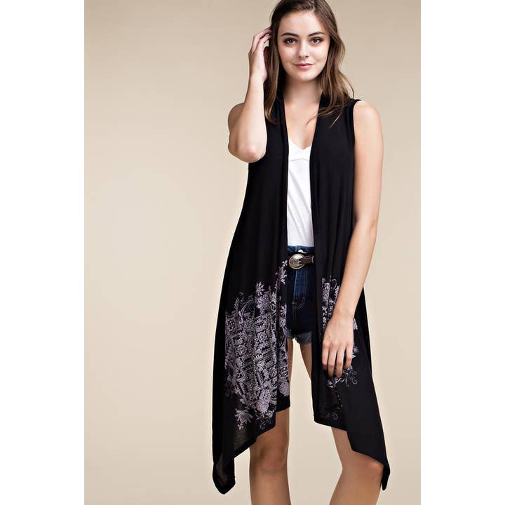 STAMPA DEL GILET ALTO E DETTAGLI IN PIETRA per la vendita all'ingrosso da parte di VOCAL