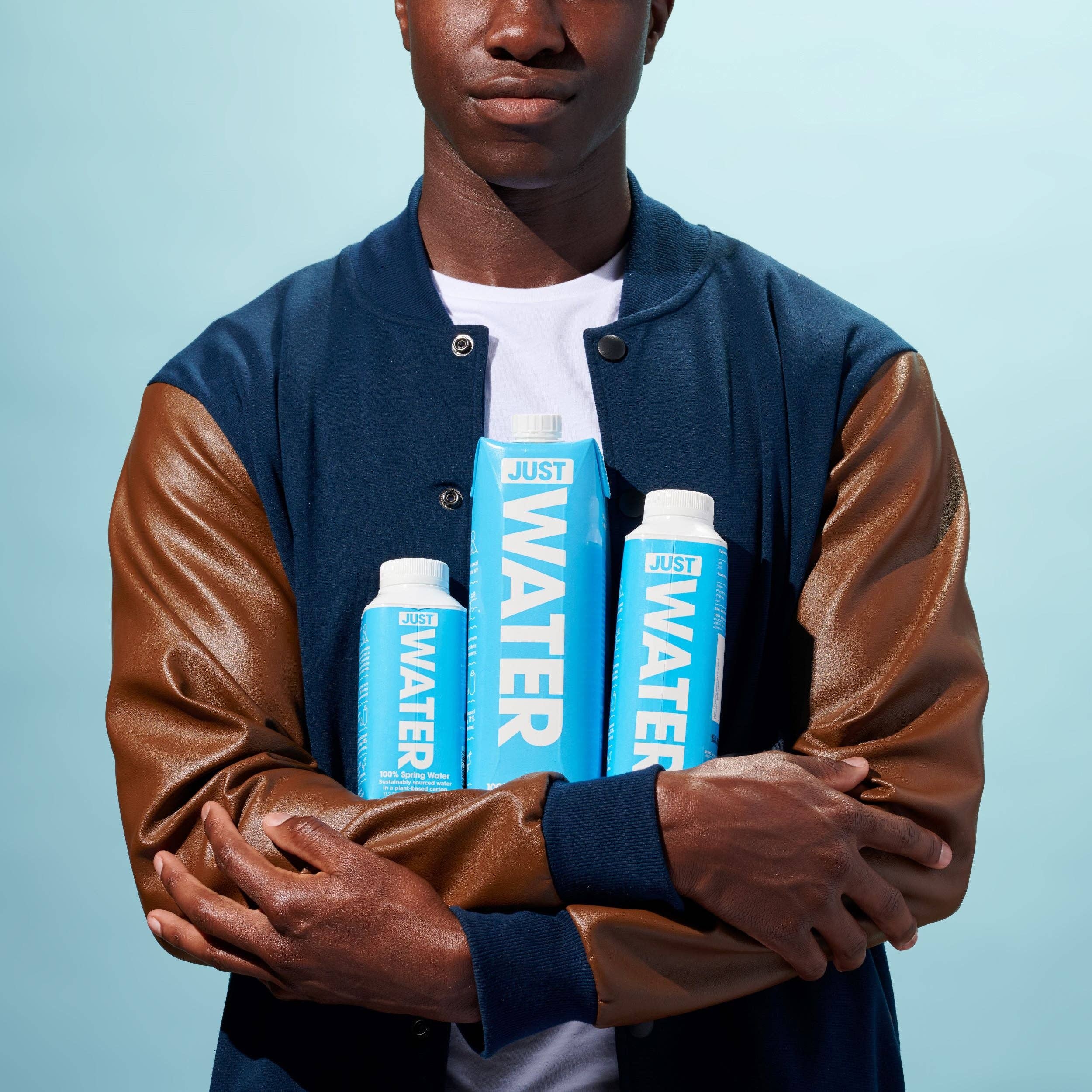 JUST Goods - Vente Eau gazeuse - Eau de source - 1 litre | Paquet de 125