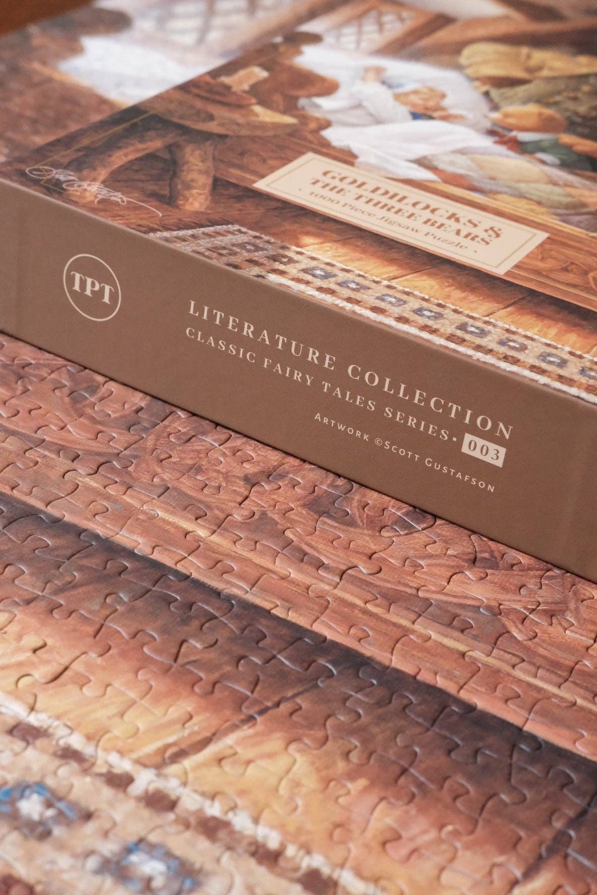 The Puzzle Theory - Wholesale Puzzel - Volwassene - Scott Gustafson Goudlokje en de Drie Beren - Puzzel van 1000 Stukjes6