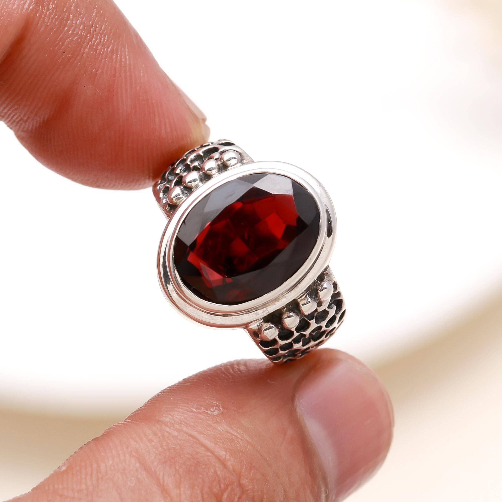 AG 925 JEWELLERY - Wholesale Cocktail/Statement Ring - 925 Silver Oval Garnet Ring2