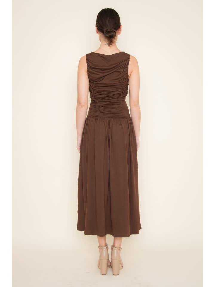 Brown ÄRMELLOSES MAXIKLEID AUS JERSEY-MODAL MIT RAFFUNGEN - DD10171FO für den Großhandel auf Faire6