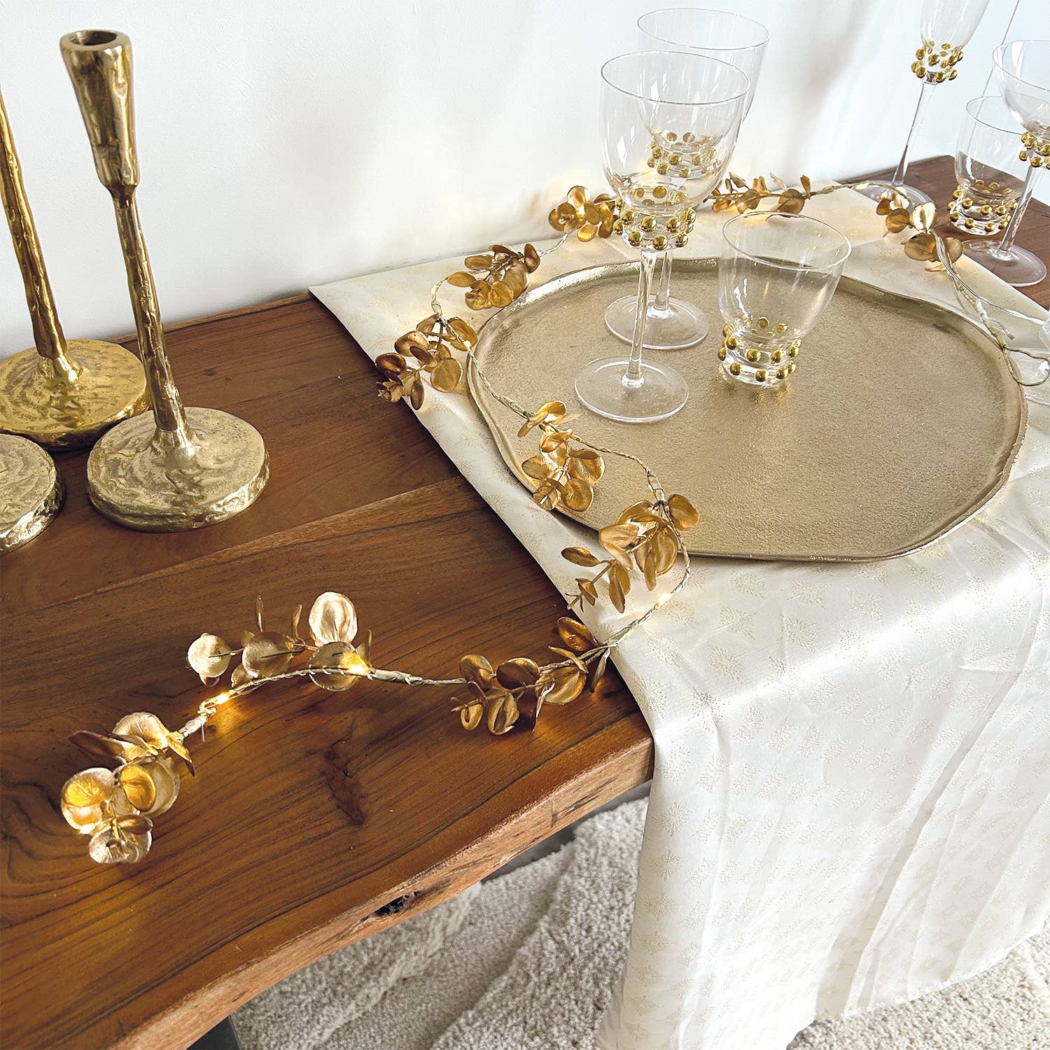 Opjet Paris - Wholesale Platter - Alice Osmose gold tray W40.5 D36 H1cm3