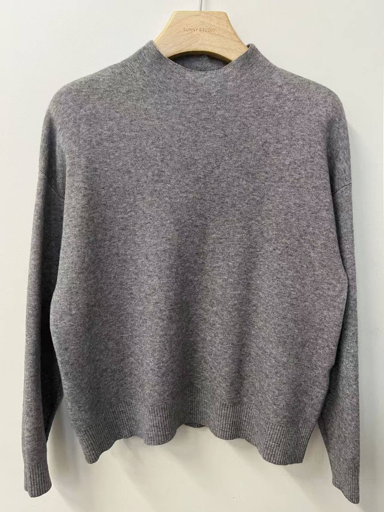 SUNNY STUDIO - Wholesale Knit Sweater - Women's - Women's high-neck pullover with long sleeves9