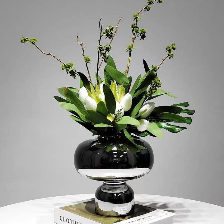 Angel Isabella - Wholesale Artificial Flowers - 1 Dozen Real Touch Tulip Bud bouquet-10.5"4