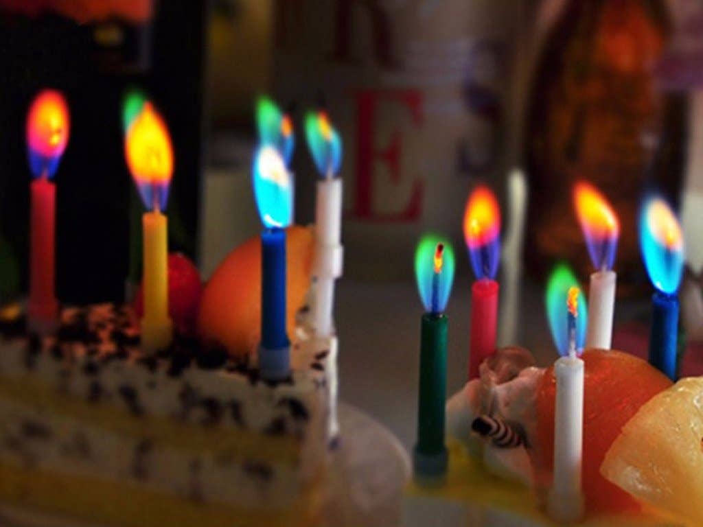 JII - Wholesale Cake Candle - Colorflame Birthday Candles in 26 Piece Counter Display10