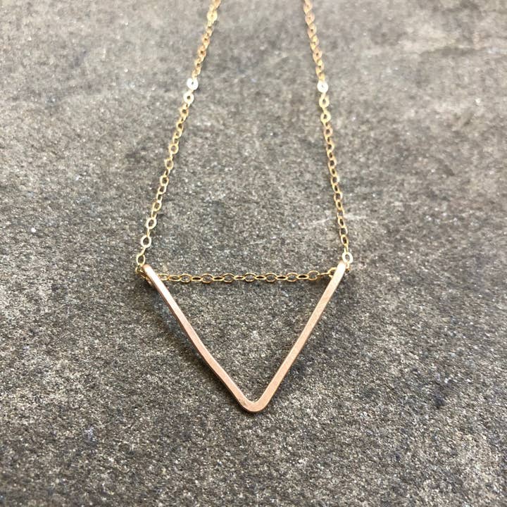 Gouden of zilveren Chevron voor wholesale door Kate Stephen Jewelry