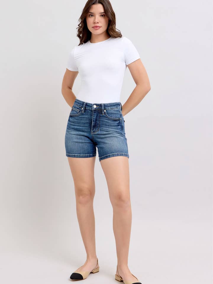 Watermelon Apparel - Vente Short – femme - Short en jean Judy Blue à taille mi-haute avec contrôle du ventre et longueur mi-courte4