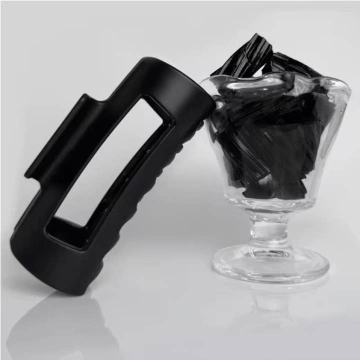 LOOP Lifestyle - Wholesale Hair Clip - Women's - The Lorelai Claw Clip2