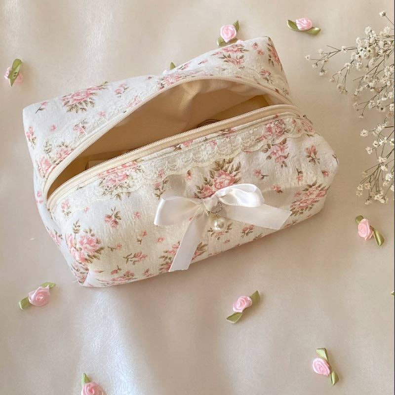 Dipped Shop - Wholesale Makeup/Cosmetic Bag - Cute Bow Flower Print Makeup Bag DP25C5694