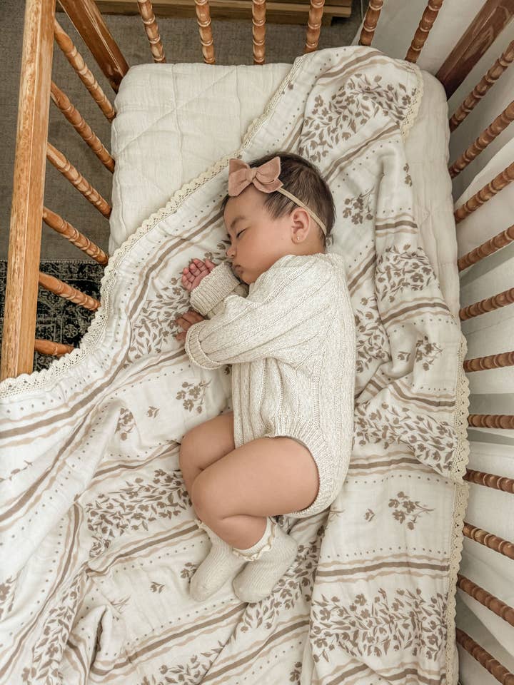 Ellie and Layne - Wholesale Bedding Blanket - Kids & Baby - Lettie Floral 6 Layer Gauze Blanket6