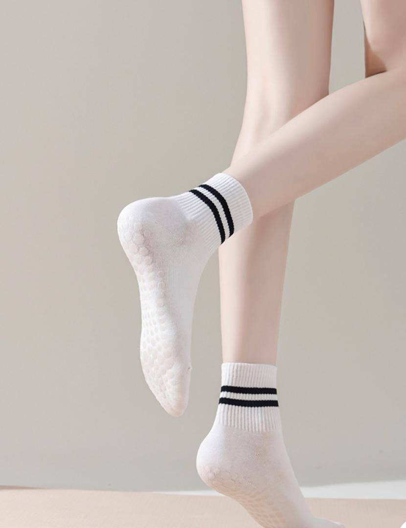 Belsize Activewear - Vendita all'ingrosso Calzini - Donna - Calze antiscivolo corte per yoga e pilates13