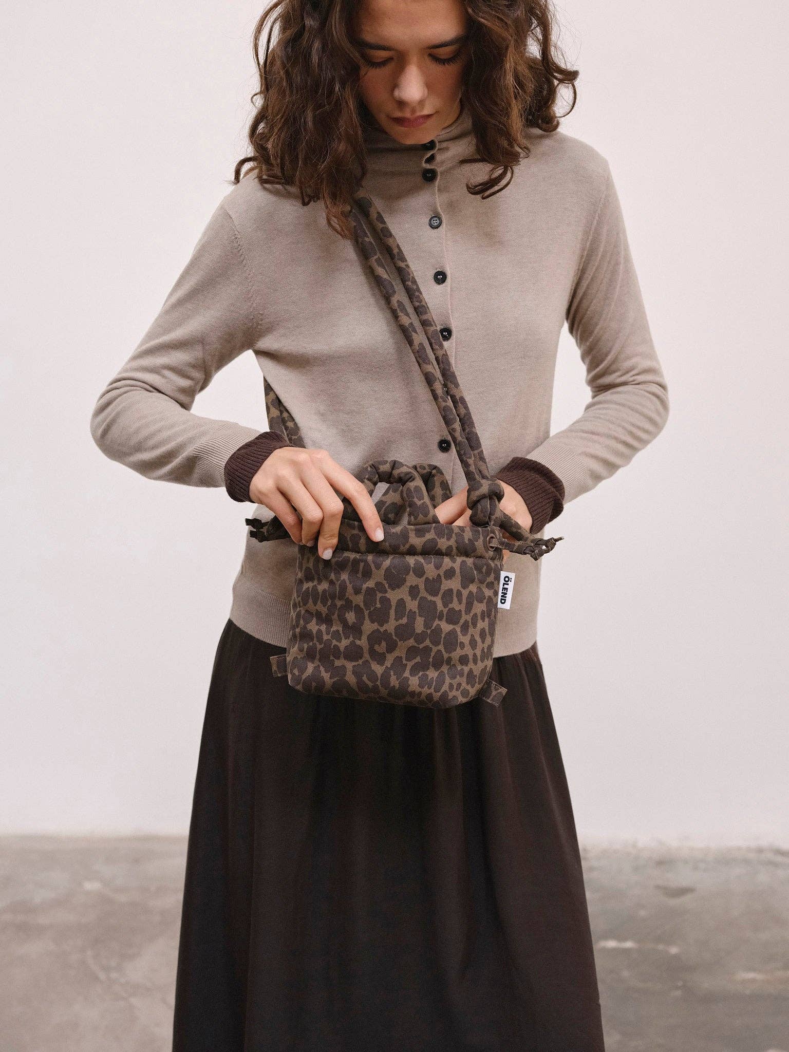 Ölend Backpacks - Wholesale Crossbody Bag - Women's - Micro Ona Soft Bag97