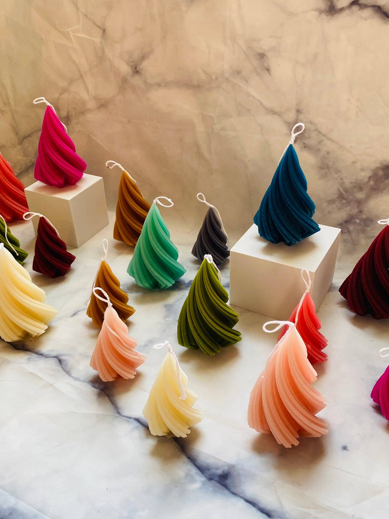 Maple + Love - Wholesale Novelty Candle - Swirl Christmas Tree Beeswax Candle3