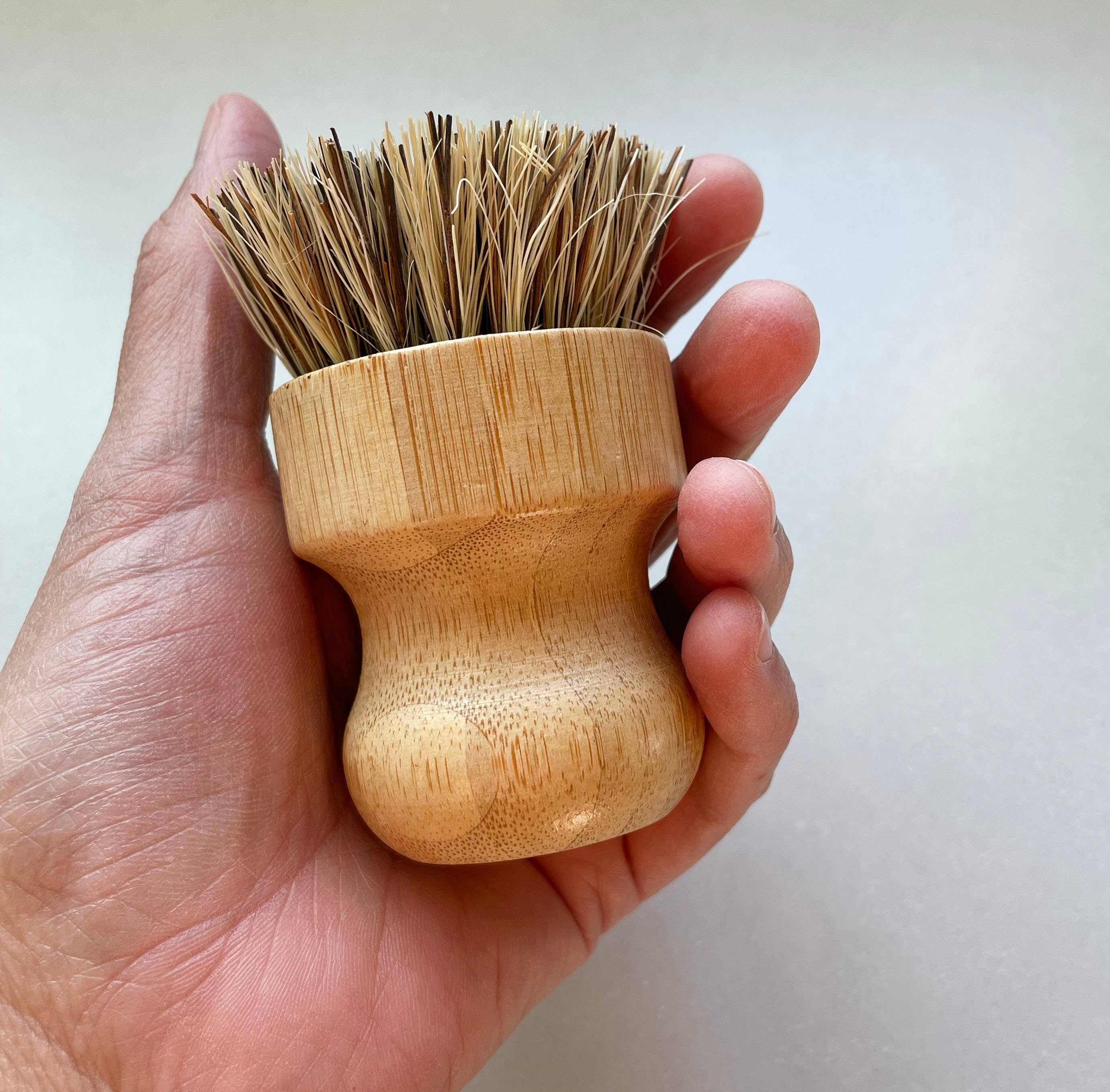 Ink and Fiber Designs – wholesale Cleaning brush – Sisal Pot scrubber1