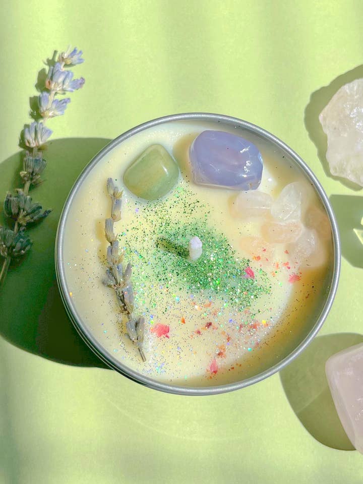 Gemini Crystal Candle for wholesale by Nizhoni Diosa Spirit