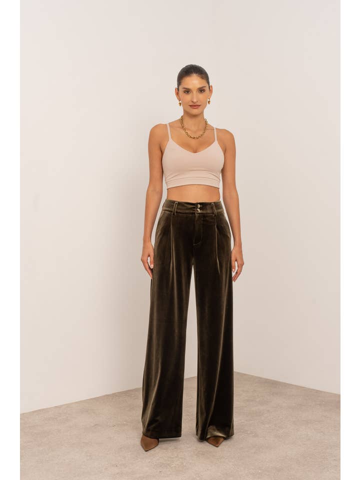 Attentif Paris - Wholesale Pants - Women's - Wide velvet and fluid pants with double button39