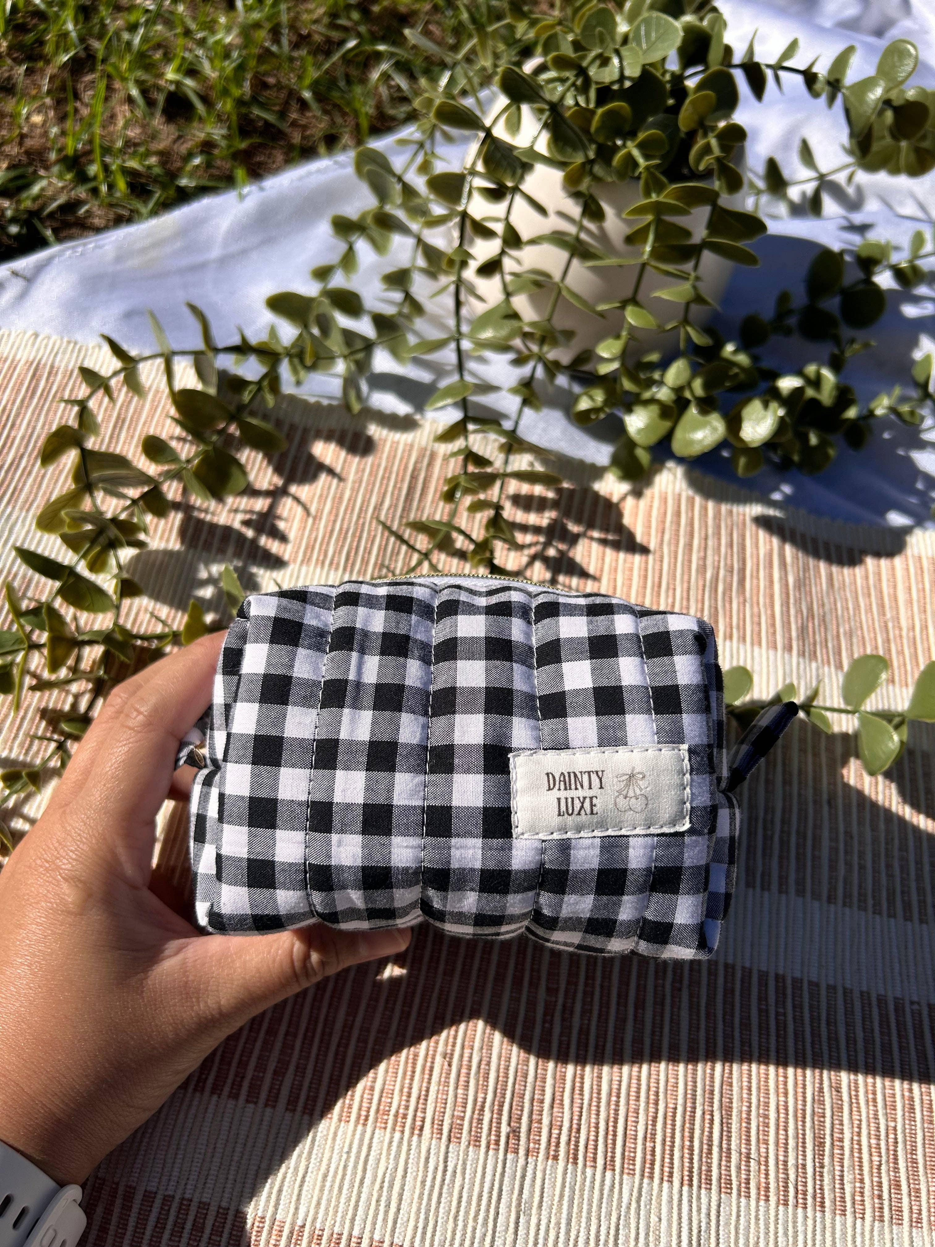 DaintyLuxeAU - Wholesale Makeup/Cosmetic Bag - Mini Makeup Bag2