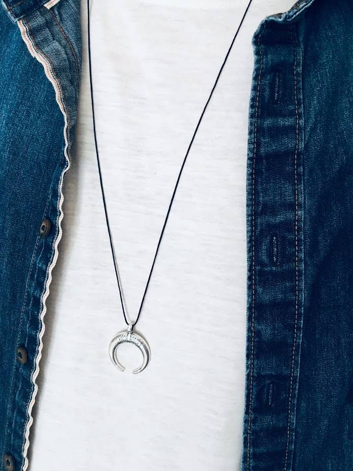 Horn halsband för wholesale av QUEENHANDMADES