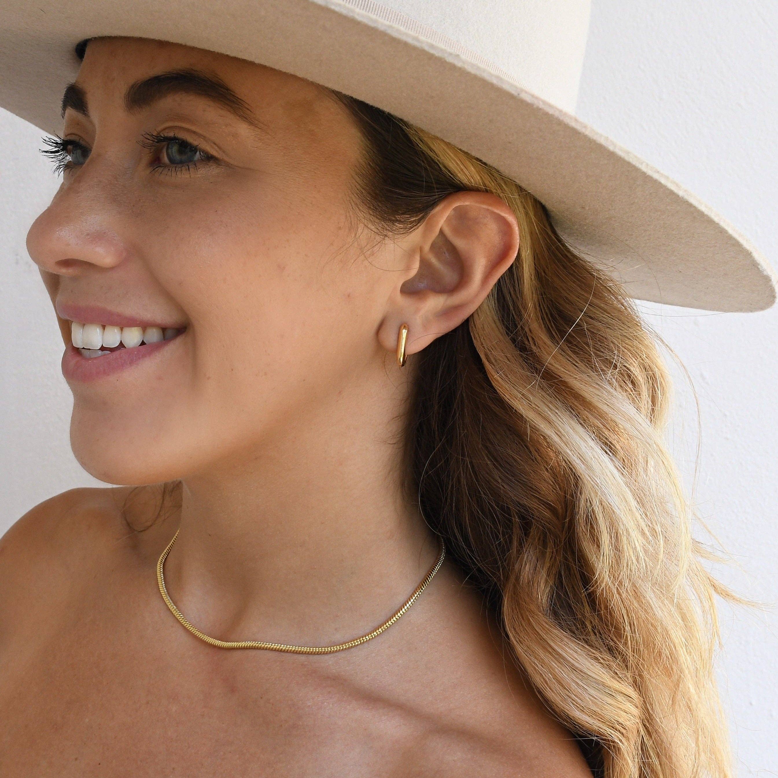 The Views & Co - Wholesale Jewelry Set - Oval Hoops Set6