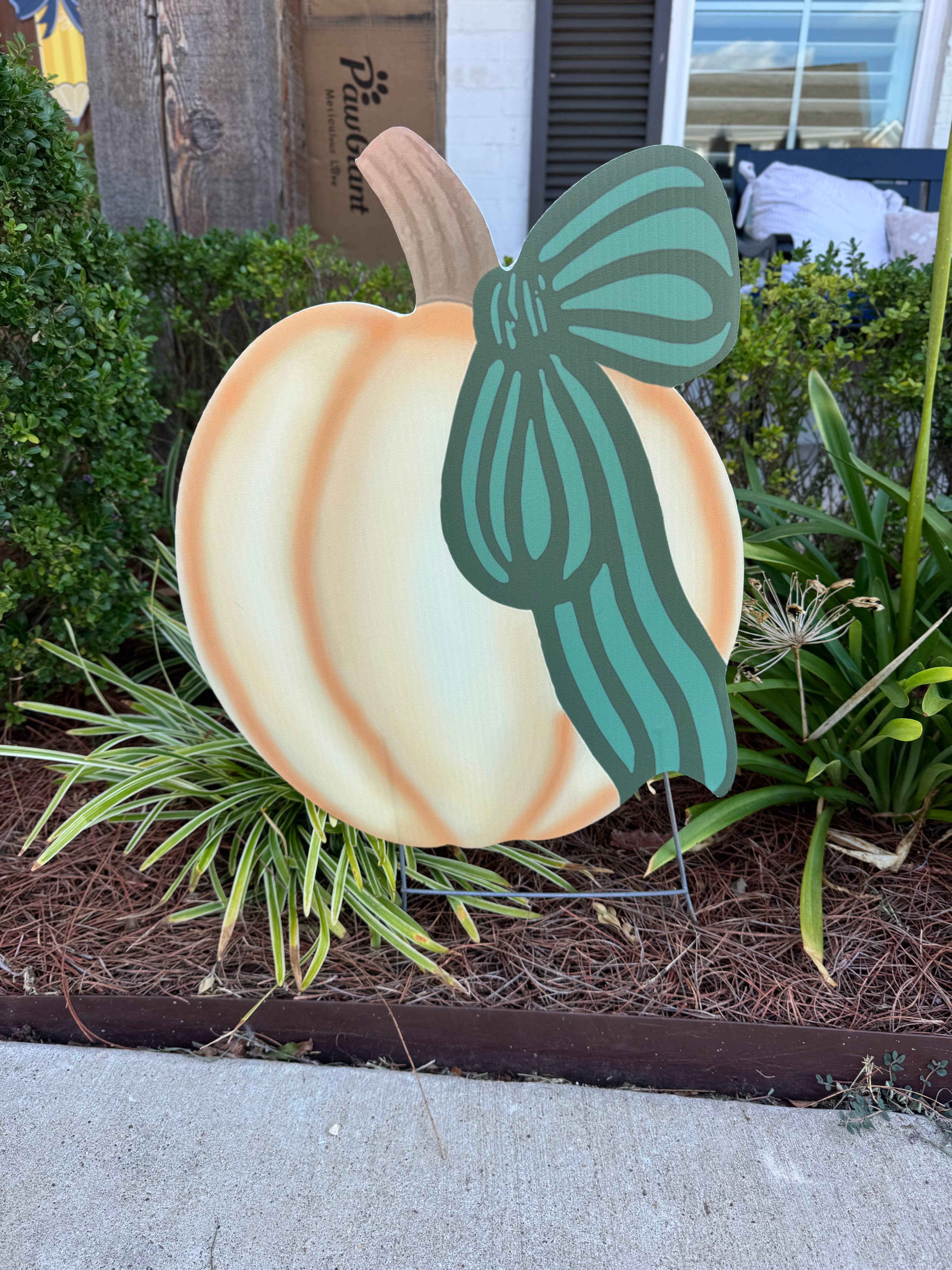 Lovely Reese - Wholesale Outdoor Ornament/Decor - Bow’s Up Beauties Pumpkin Trio 3