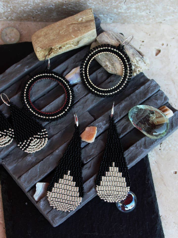 Boucles GIGI noir argent voor wholesale door La parisienne des îles