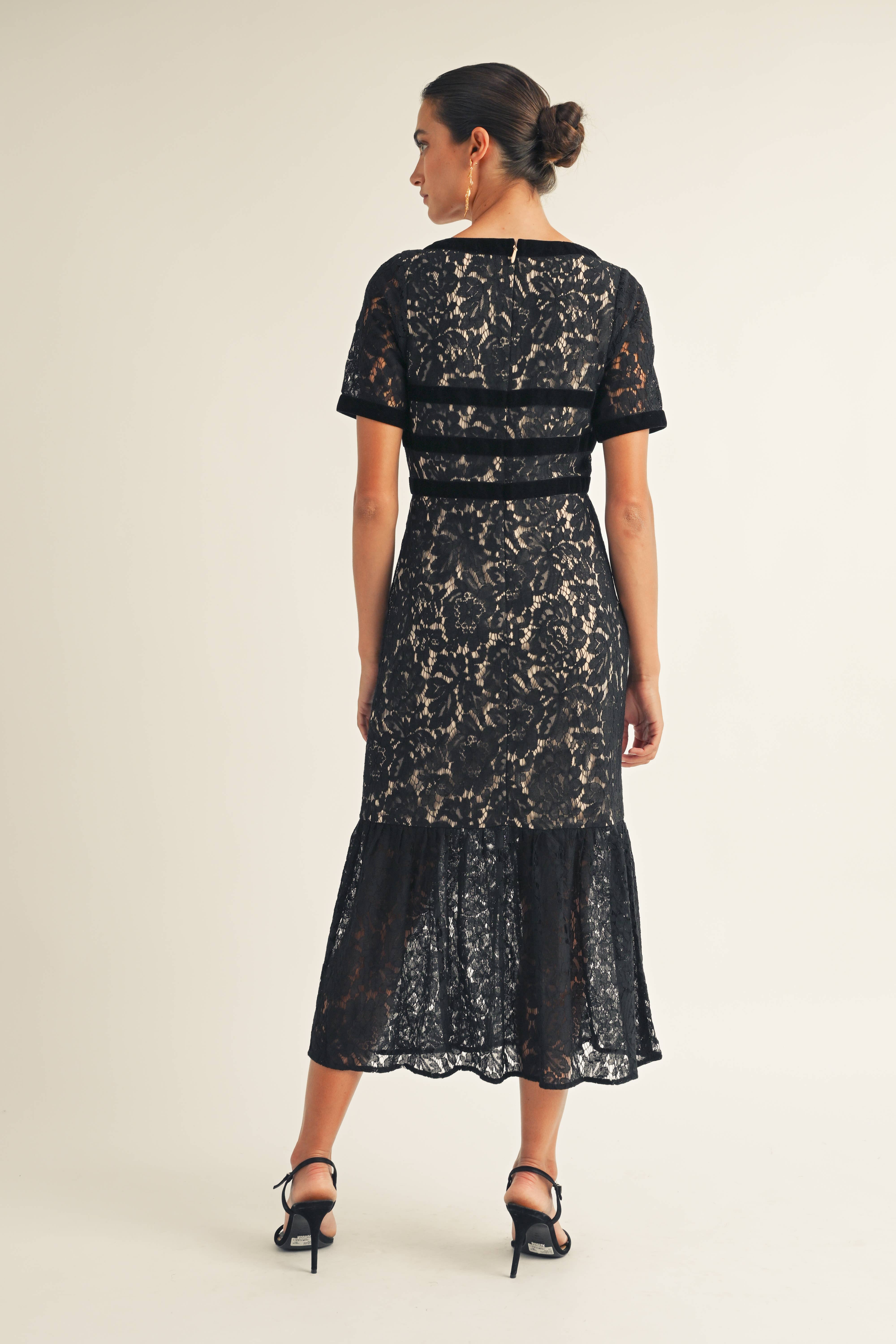 JUST ME - Vente Robe – femme - Robe midi en dentelle florale à manches courtes2