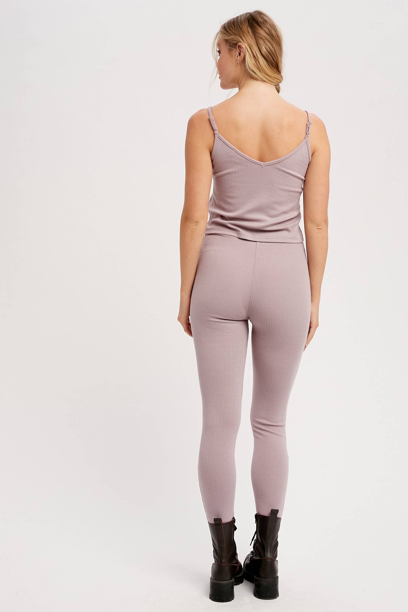 Listicle – Großhandel Loungewear-Set – Damen – Geripptes Strick-Cami & Leggings-Lounge-Set24