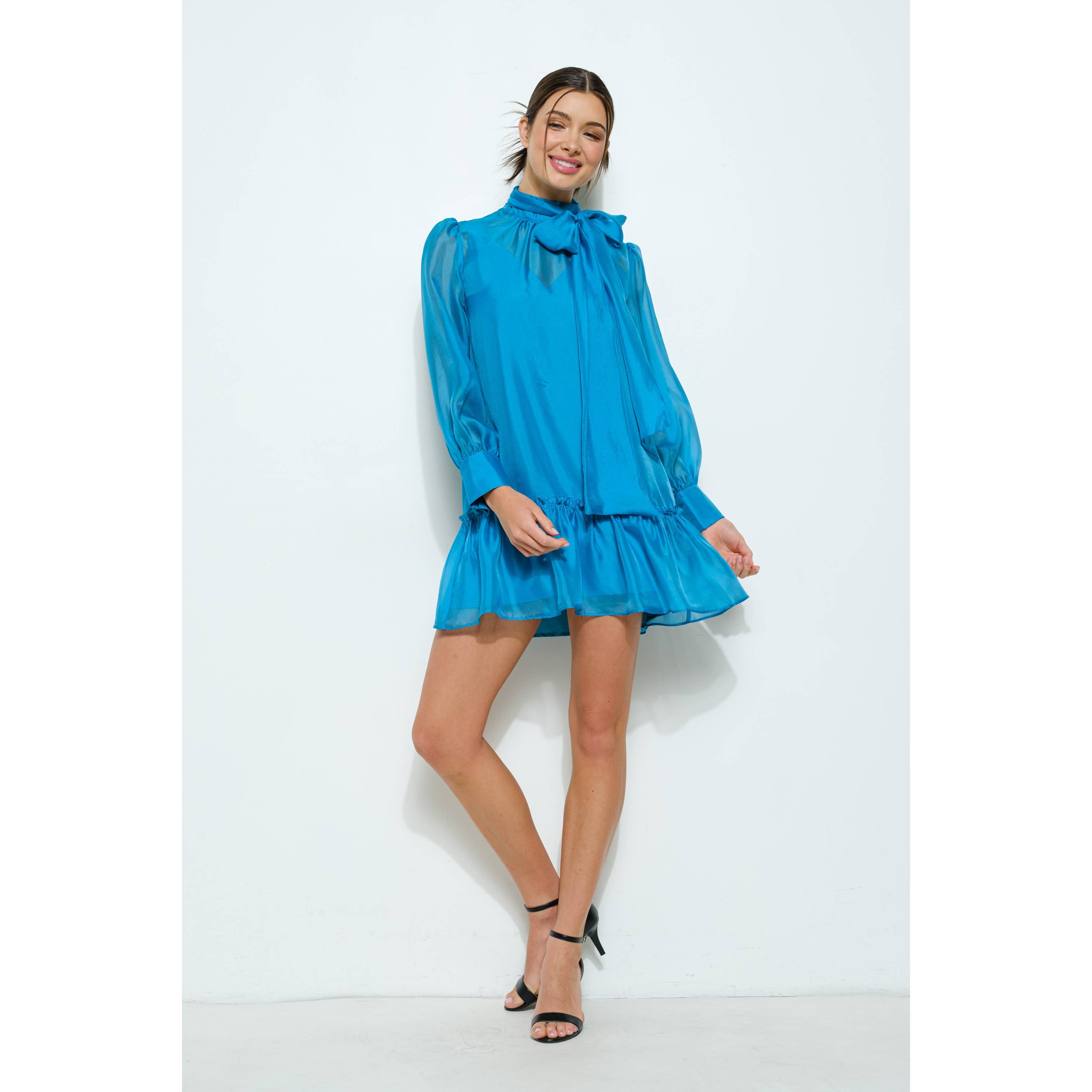 INA – Vestido - Mulher por atacado – Vestido Mini de Chiffon Pastel com Laço Transparente4