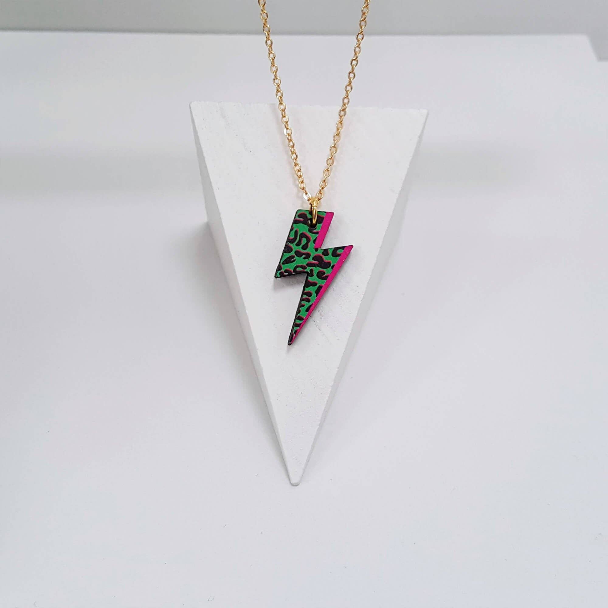 Izzy Daze - Wholesale Pendant/Charm Necklace - Rebel Rebel - Lightning Bolt Leopard Print Green Necklace2