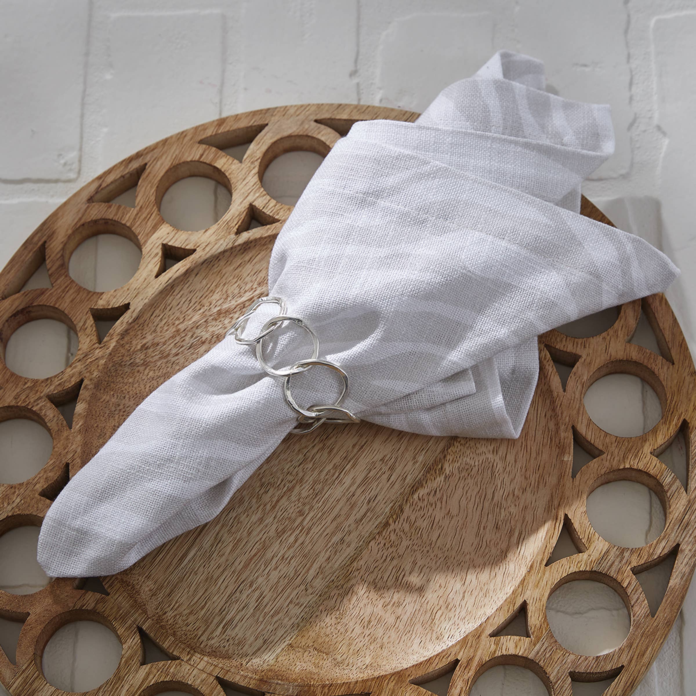 Split P - Wholesale Napkin Ring - Circles Links Napkin Ring1
