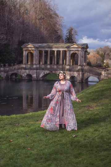 Costurero Real - Wholesale Costume - Women's - Lace Overdress Bridgerton inspired costume surcoat medieval4