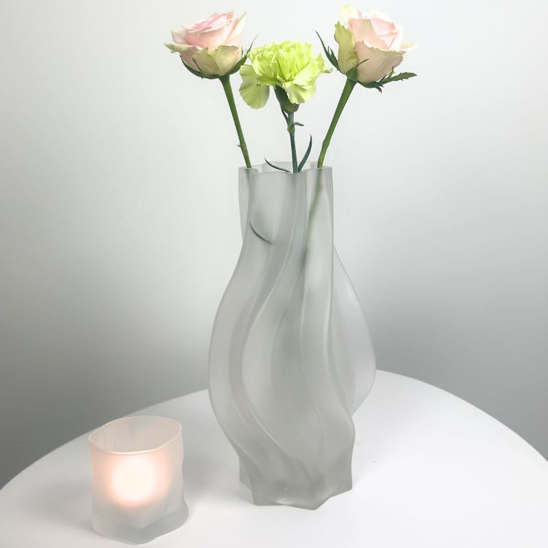Homexclusive - Wholesale Vase - Swirl Vase - Glass Vase - Flower Vase2