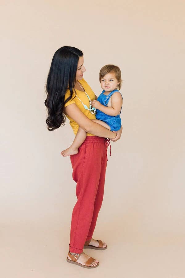 Chewable Charm - Wholesale Teething Necklace - Baby - The Emma - Silicone Teething Necklace3