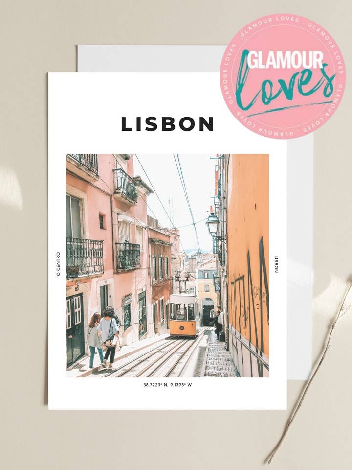 Lisboa 'Tranvía de Lisboa' Print 1 para venta al por mayor de The Travel Edit