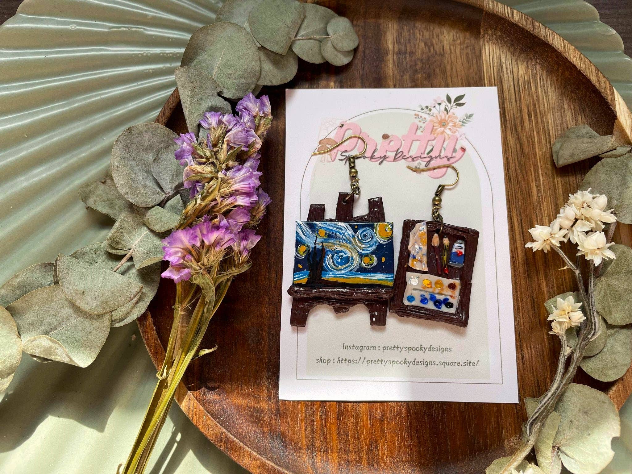 PrettySpookyDesigns - Vente Boucles d'oreilles pendantes - Boucles d'oreilles en pâte polymère - Nuit étoilée | Van Gogh Jewellery5