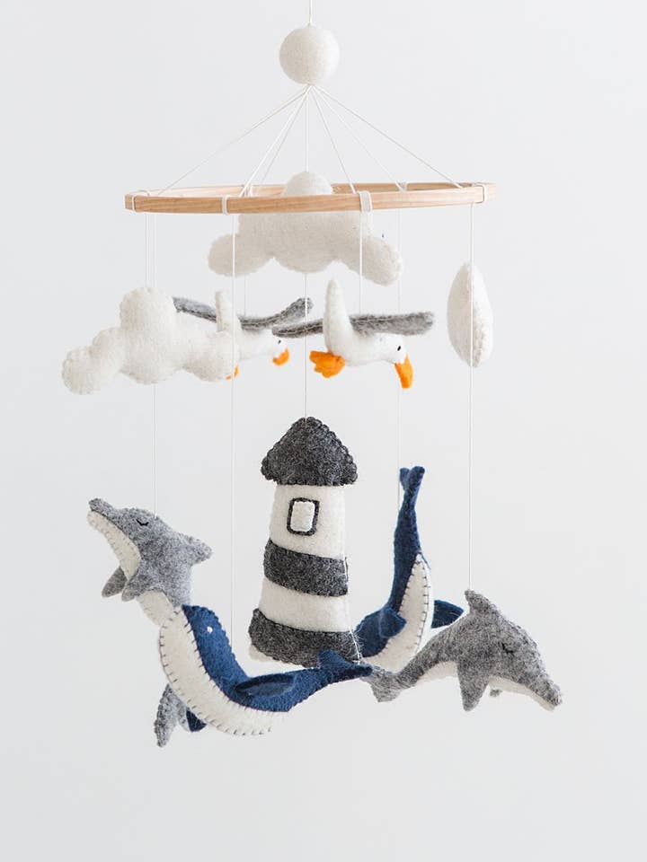 Mobile de berceau nautique phare - Mobile bébé fait main pour la vente par Nivas
