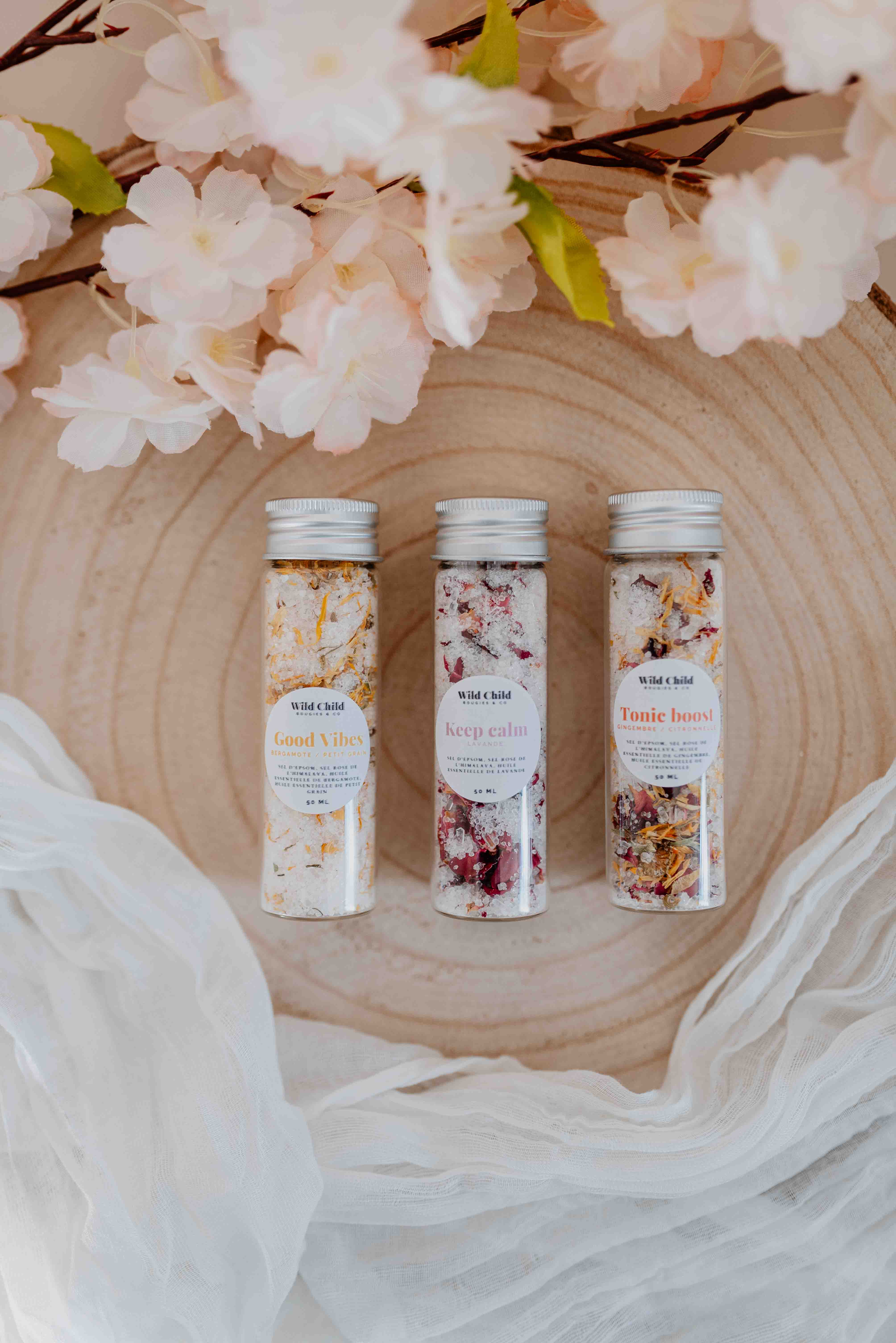 WILD CHILD Bougies & Co – wholesale Badsalt – Bergamot- och petitgrain-badsalt i glasflaska 50 ml3