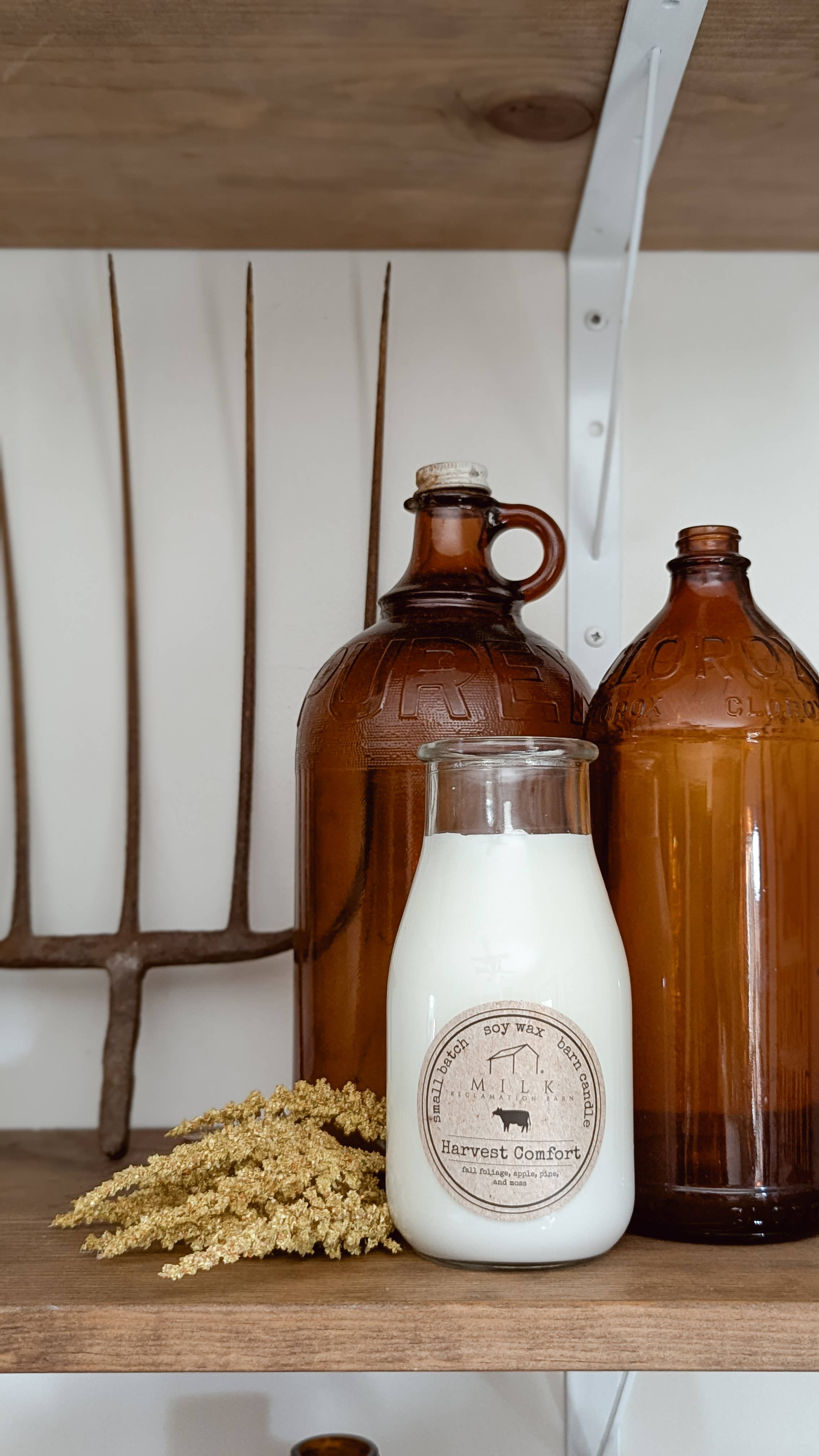 Milk Reclamation Barn - Wholesale Jar/Filled Candle - Milk Bottle Candle 13 oz75