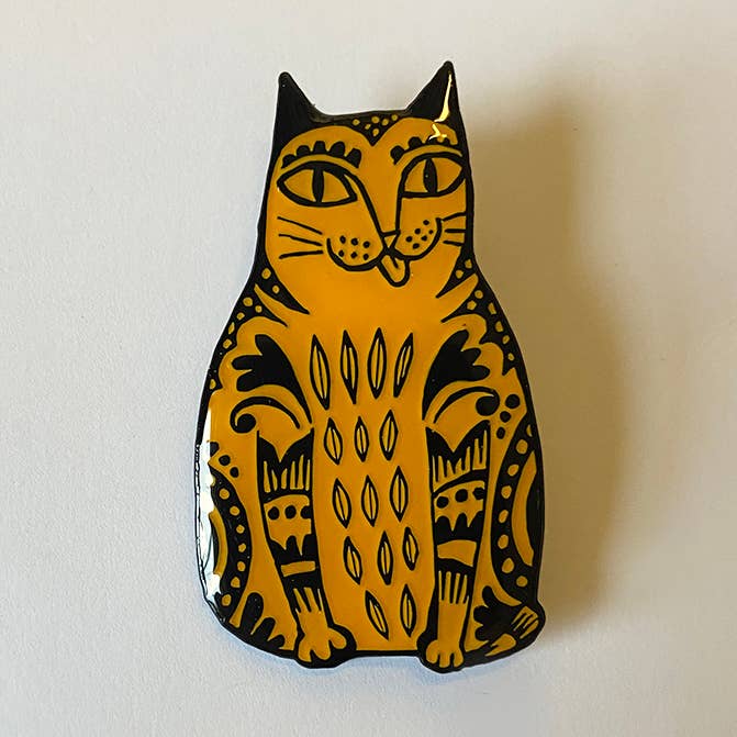 Sitting Kitty Pin Badge for wholesale by Lush Designs