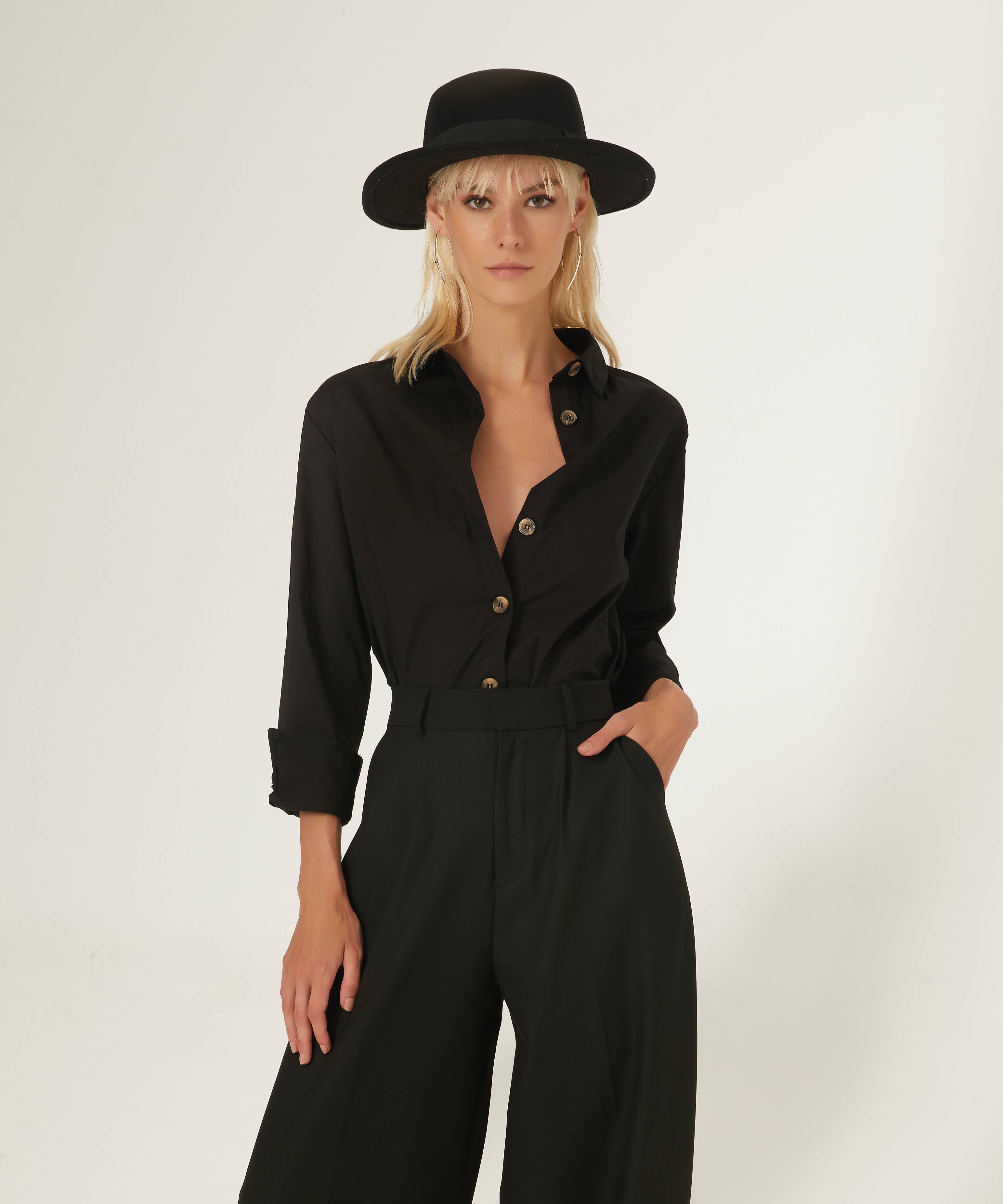 AVENS - Vendita all'ingrosso Orecchini pendenti - Orecchini Urban Shield in argento 9253