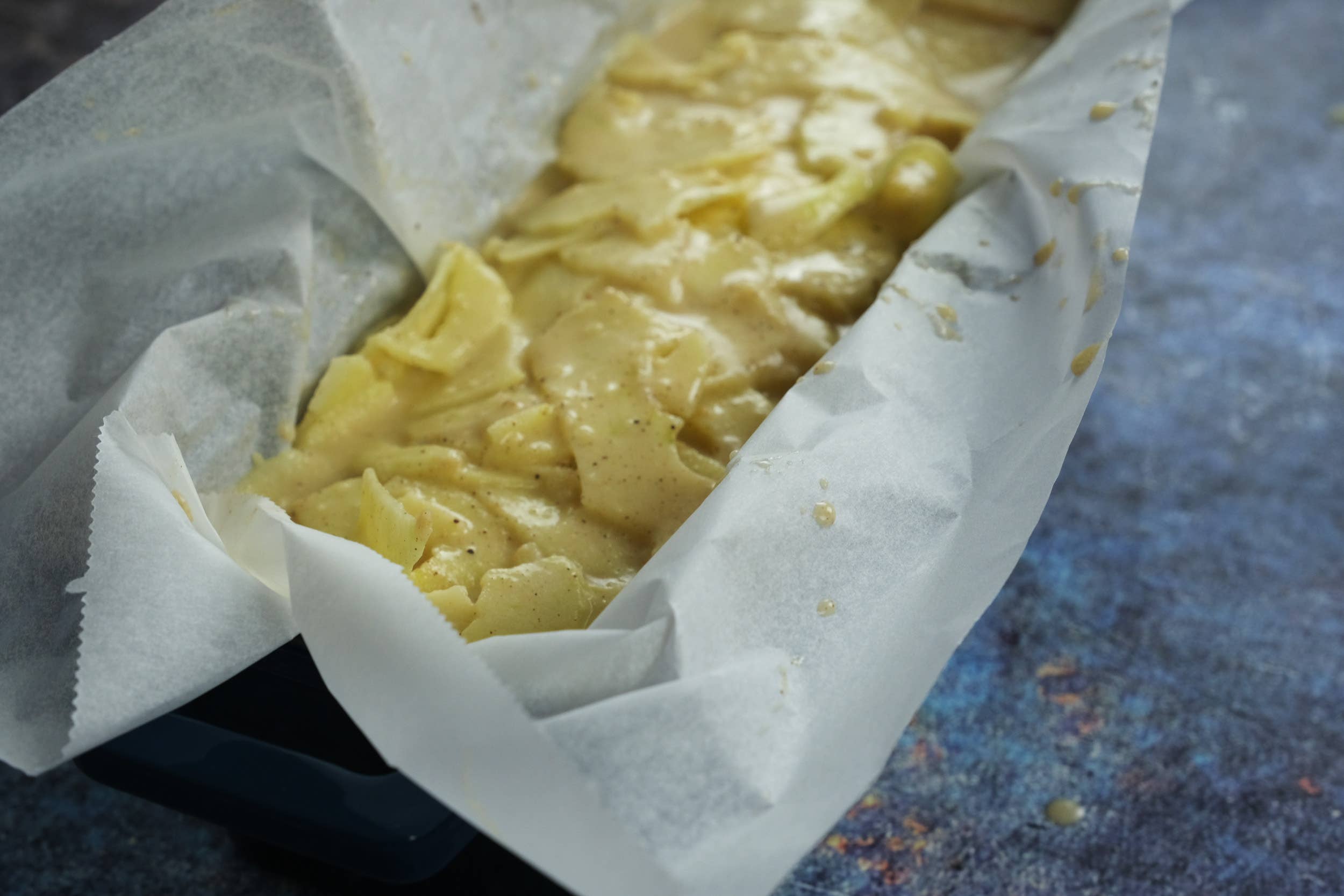 Crucible Cookware - Wholesale Bread Pan - Enameled Cast Iron Bread Pan with Lid - Dark Teal Blue 5