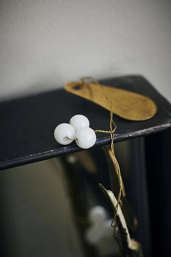 De Weldaad Authentic Interior – wholesale Decorating tool – Mistletoe garland brass EW-5602