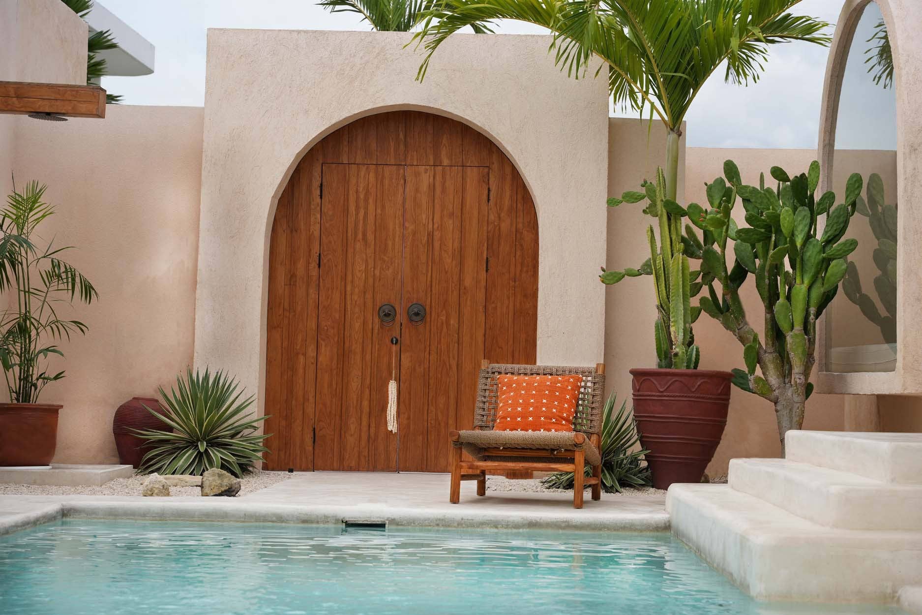 Bazar Bizar Living – Großhandel Zierkissenbezug – The Zillion Kiss Kissenbezug, Terrakottaweiß2