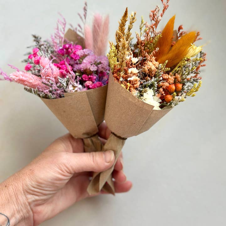 The Gardeners Wife - Wholesale Dried/Pressed Flowers - Baby Bouquets5
