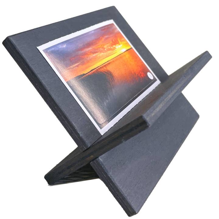 Visitekaarthouder voor bureau, hout, modern design, zwart voor wholesale door Adensen